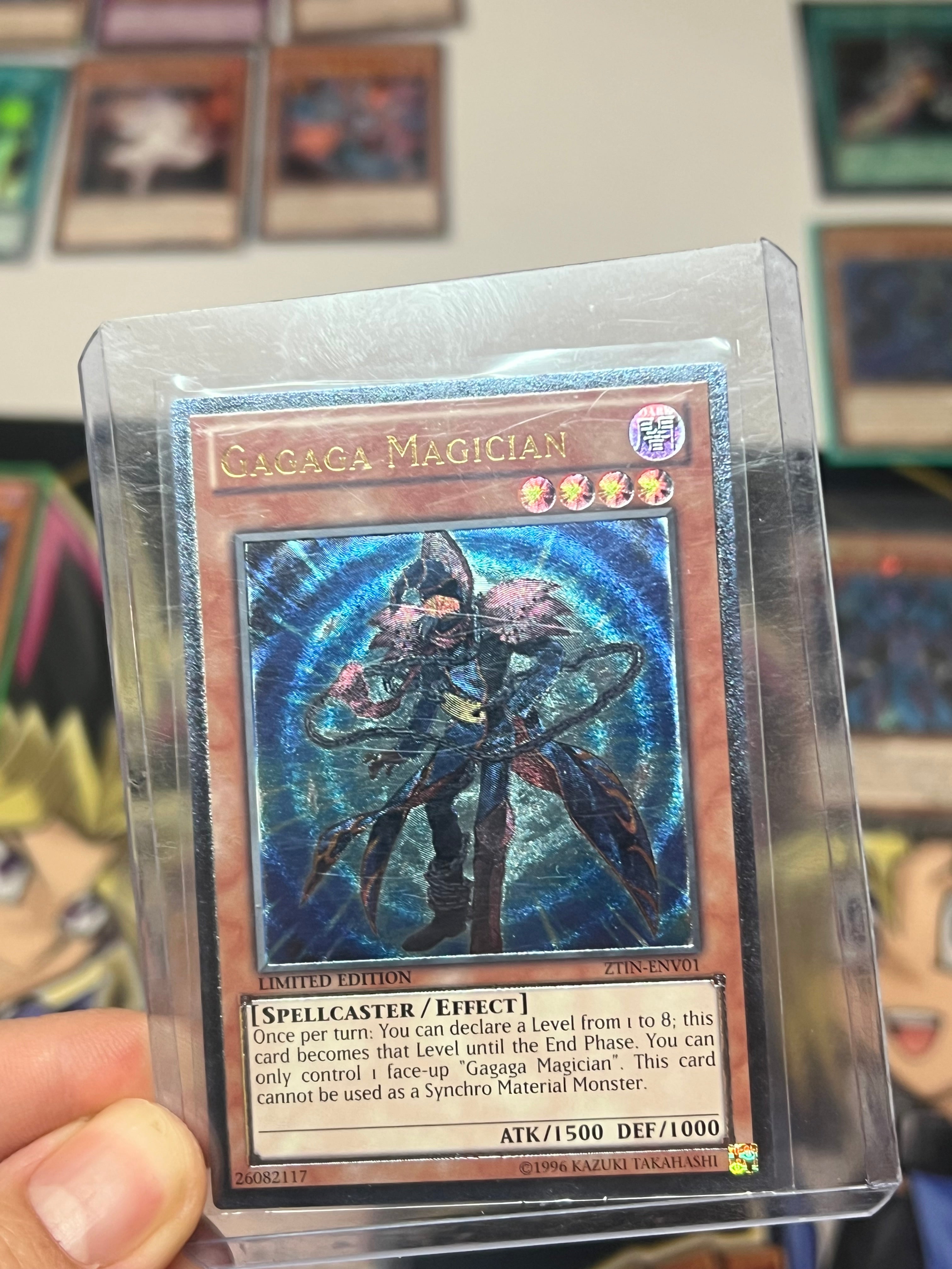 yu-gi-oh collection Bundle [ egyptian gods + dark magician girl + 400 cards ]