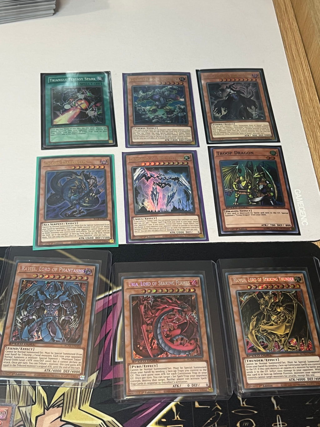 yu-gi-oh collection Bundle [ egyptian gods + dark magician girl + 400 cards ]
