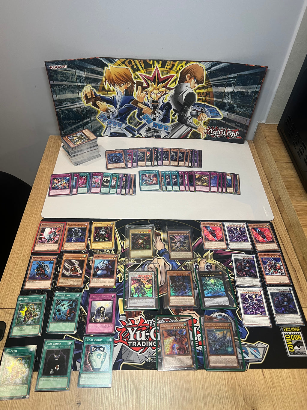 Yugioh bundle with dragons collection + 300 cards collection ]