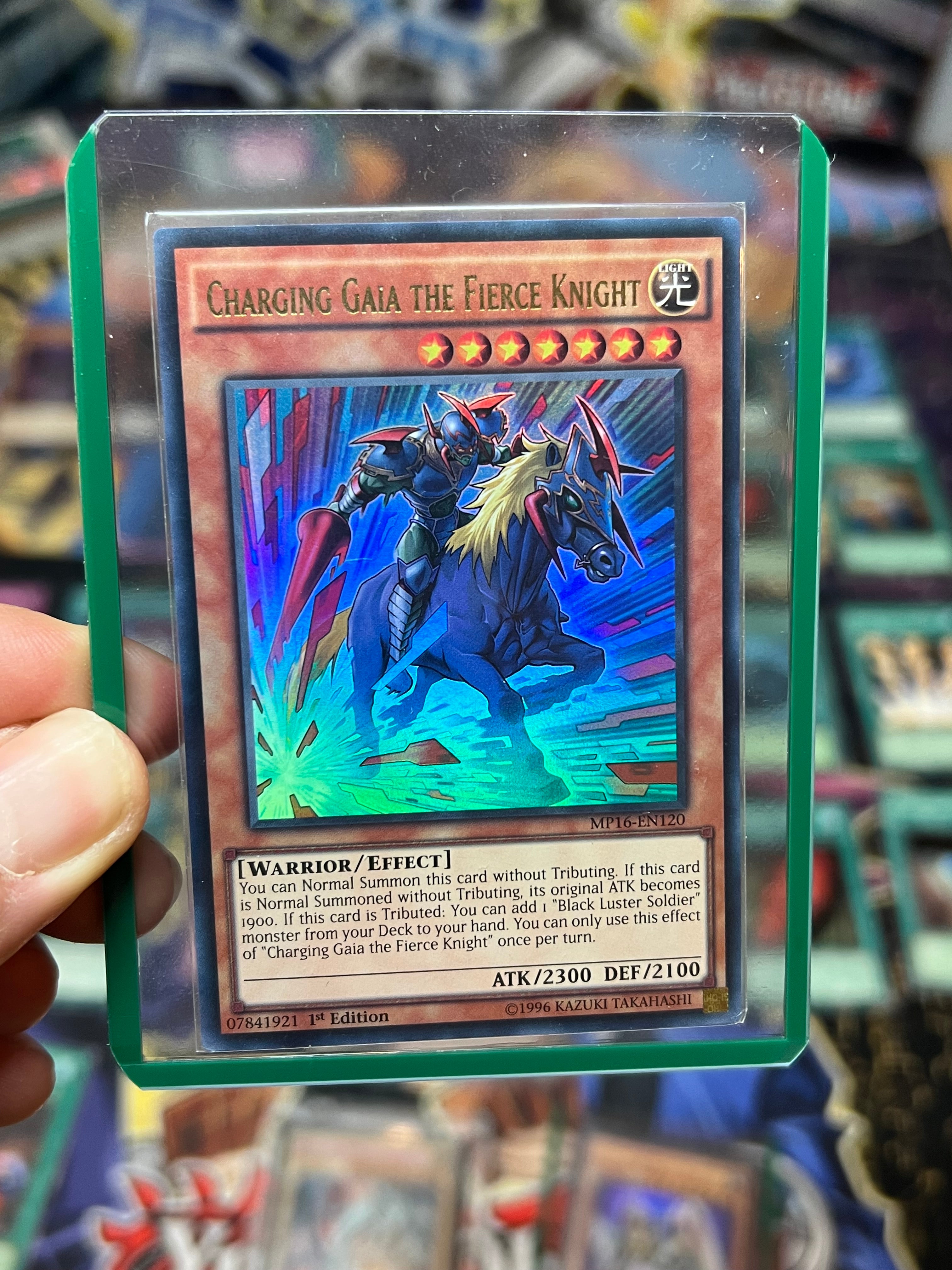 Yu-Gi-Oh! Collection Lot – 200 Cards [ blue eyes white dragon + OG cards ]