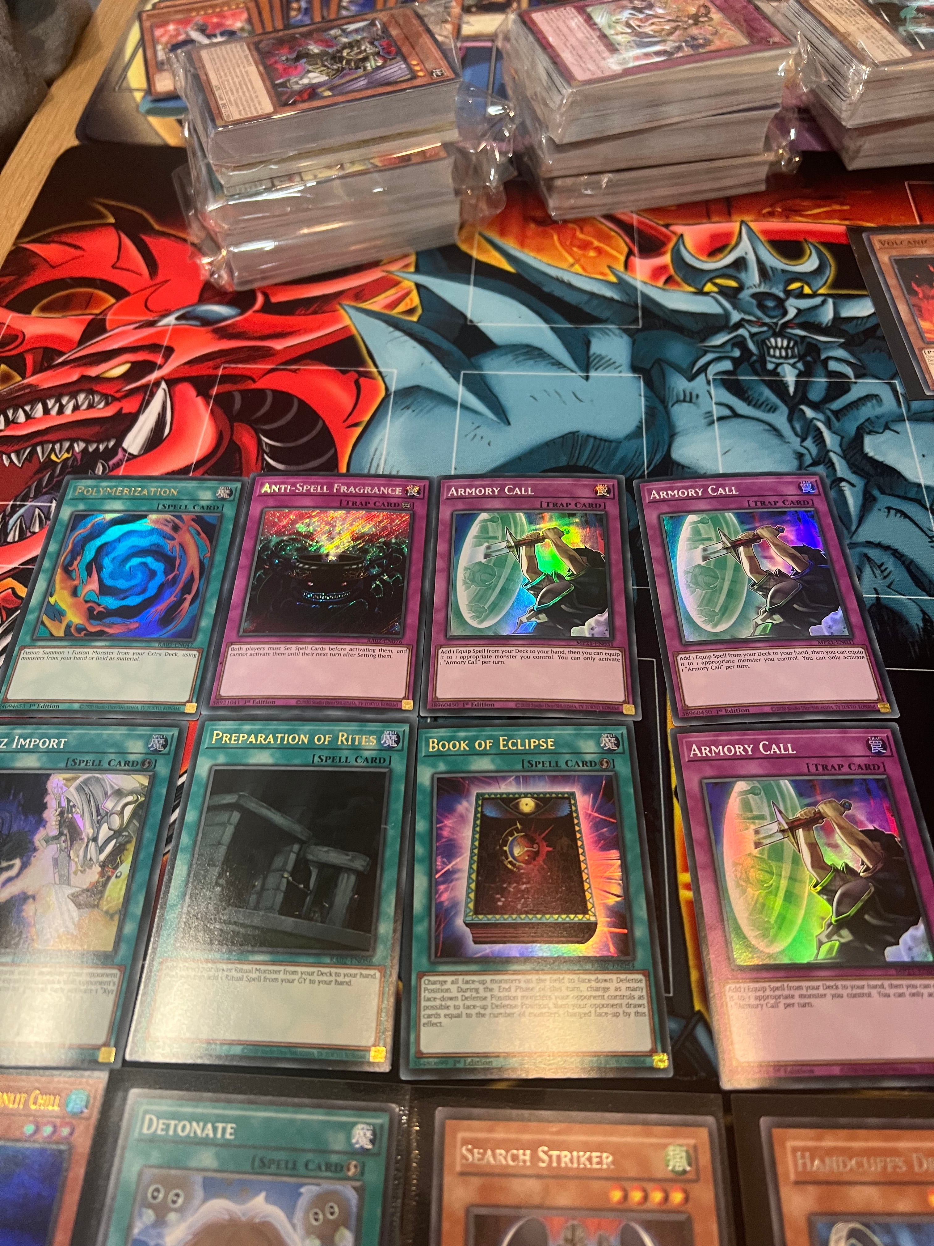 Yu-gi-oh collection bundles with Silent Magician , Egyptian gods + 500 cards!
